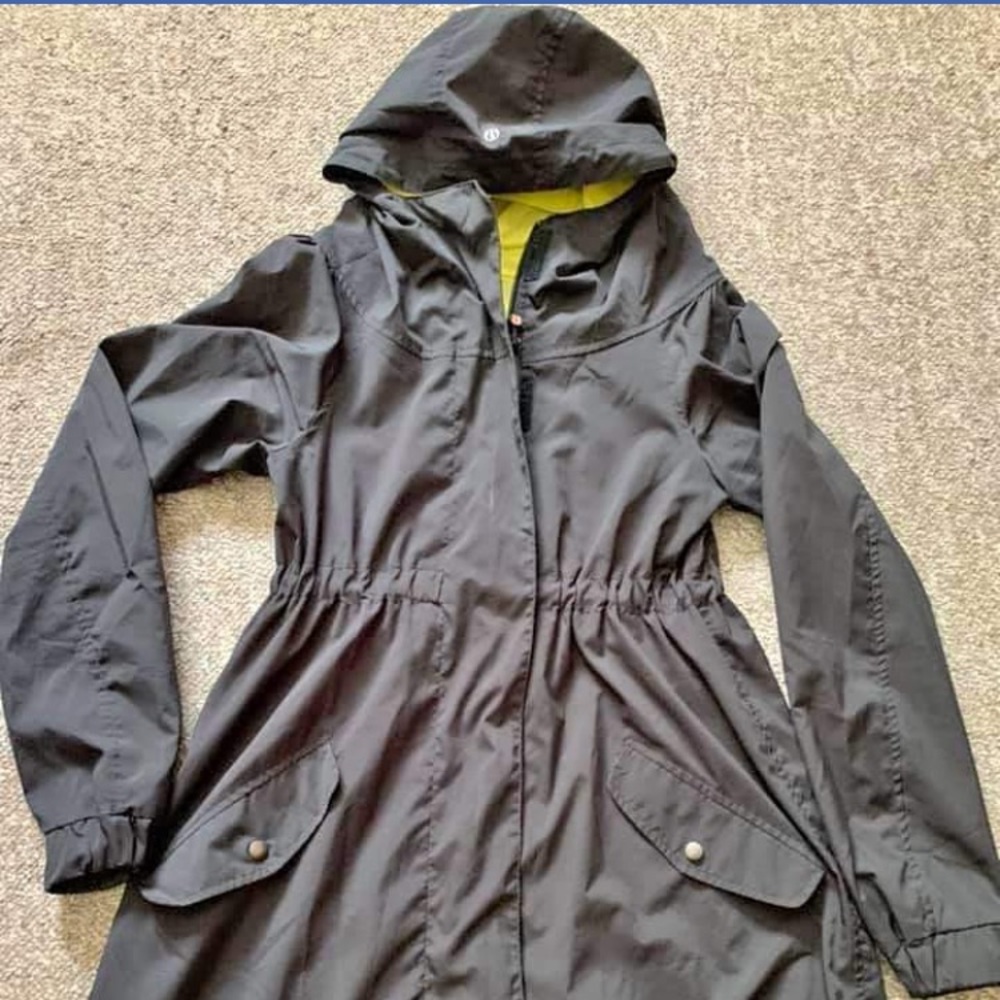 Black Lululemon Jacket
